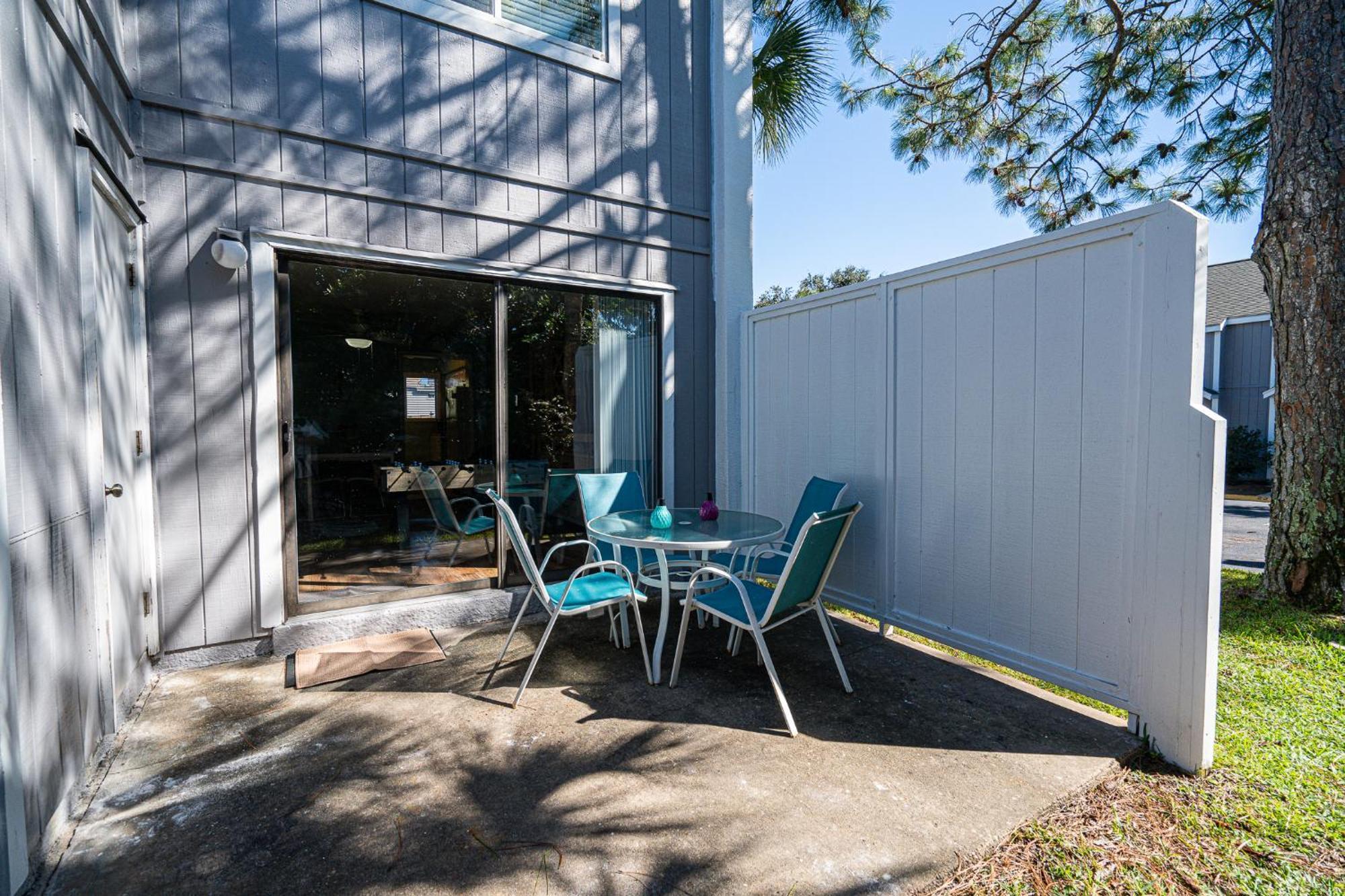 South Bay By The Gulf- Private Access, Community Pool, Foosball * Destin