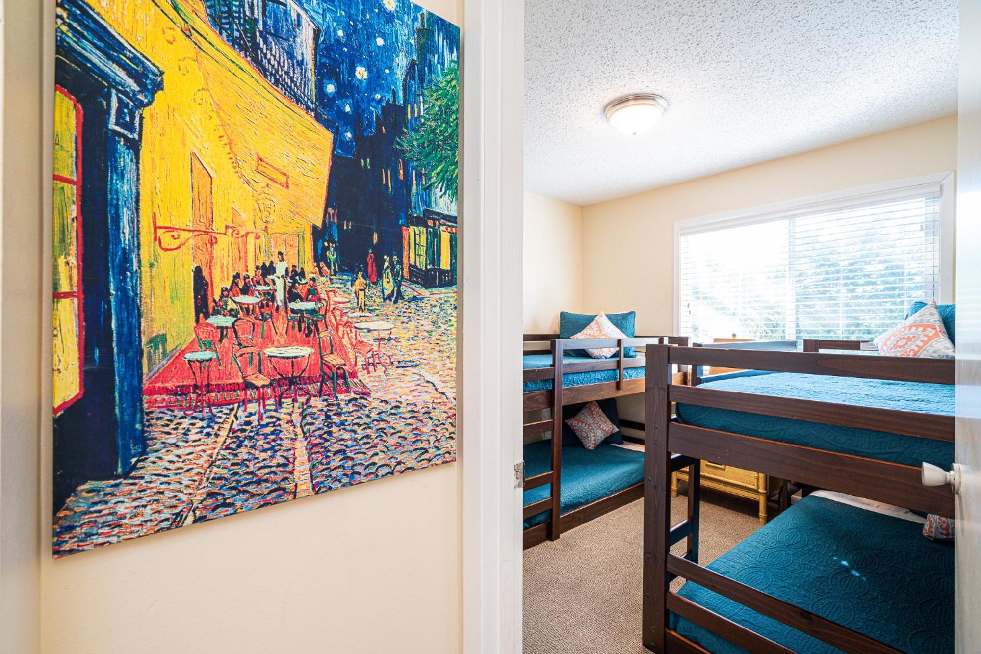 South Bay By The Gulf- Private Access, Community Pool, Foosball Holiday home Destin